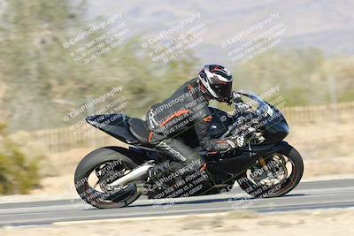 media/Dec-04-2025-Racers Edge (Thu) [[5ebc9f124d]]/3-B Group/5-Session 2 Turn 2 inside Speed Pans/